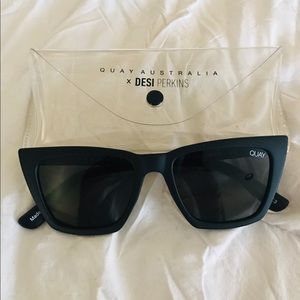 QUAY Sunglasses “Don’t @ me” style